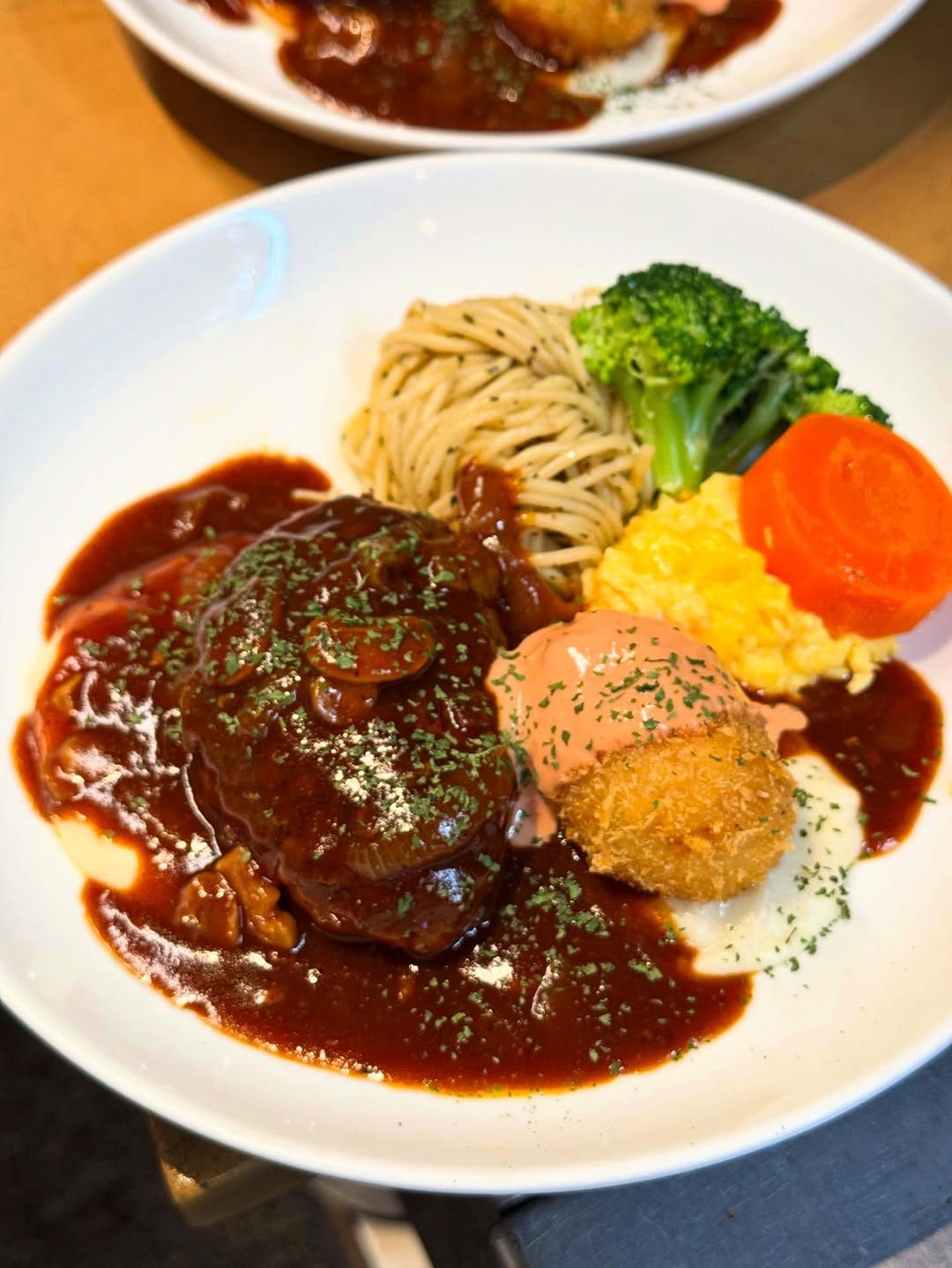 Post 4 by キッチンエクボ on Instagram (image)