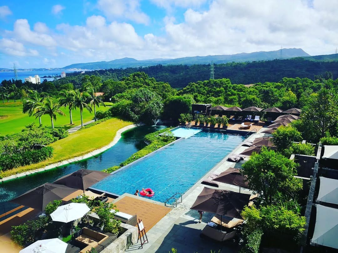Post 10 by lovetravel on Instagram (image)