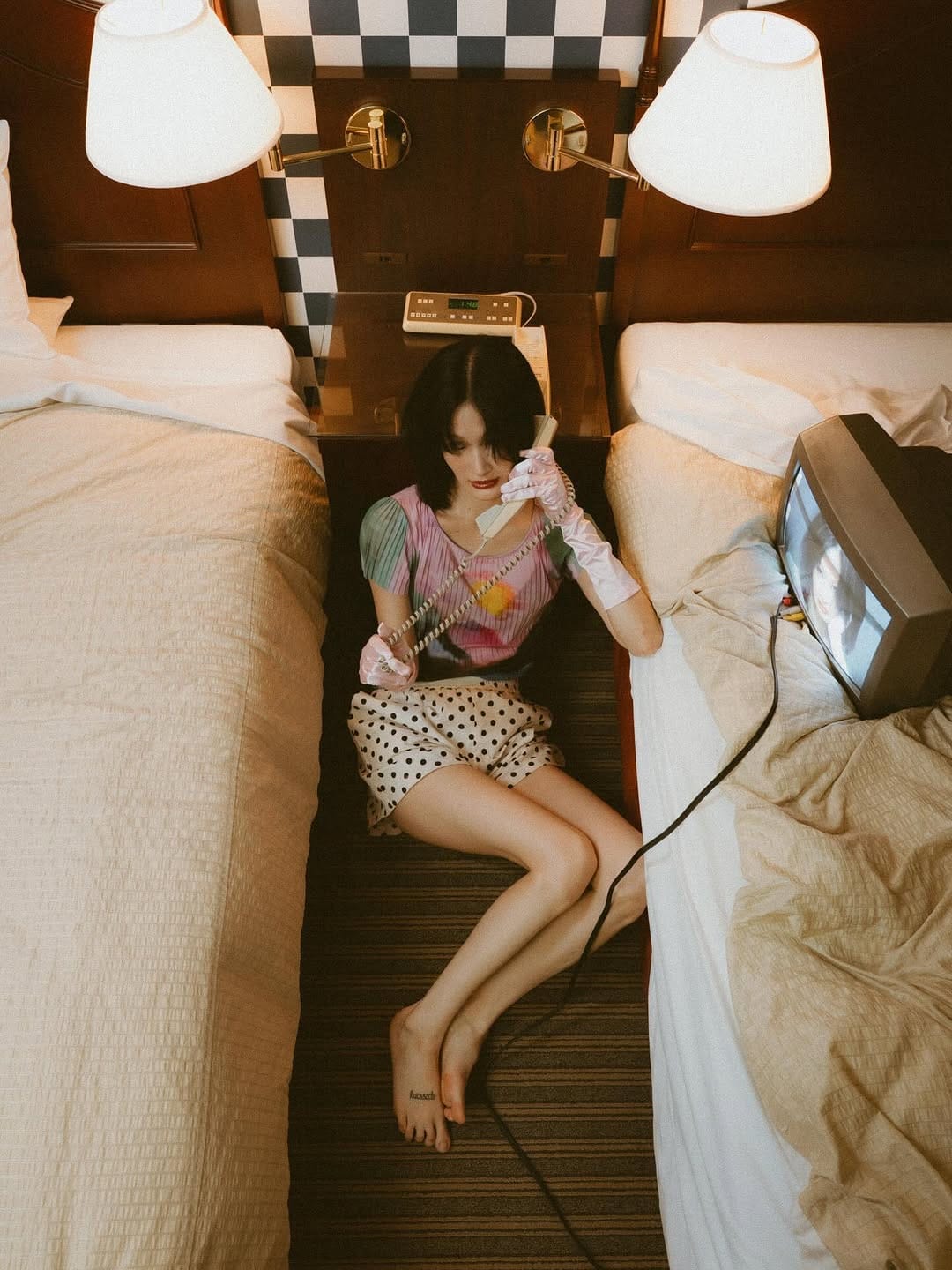 Post 1 by 佐藤 志保  / 大阪ヘアメイク / 関西ヘアメイク / hair & makeup on Instagram (carousel)