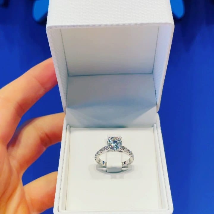 Post 4 by Queen Diamond on Instagram (video)
