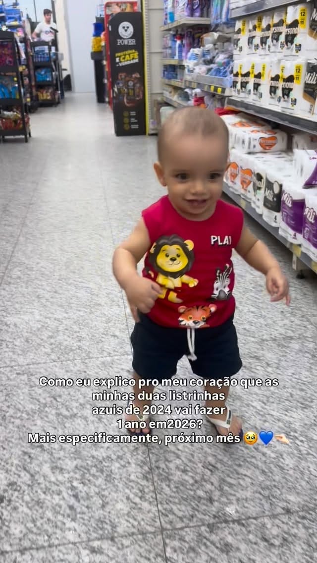 Post 5 by Vitória França on Instagram (video)