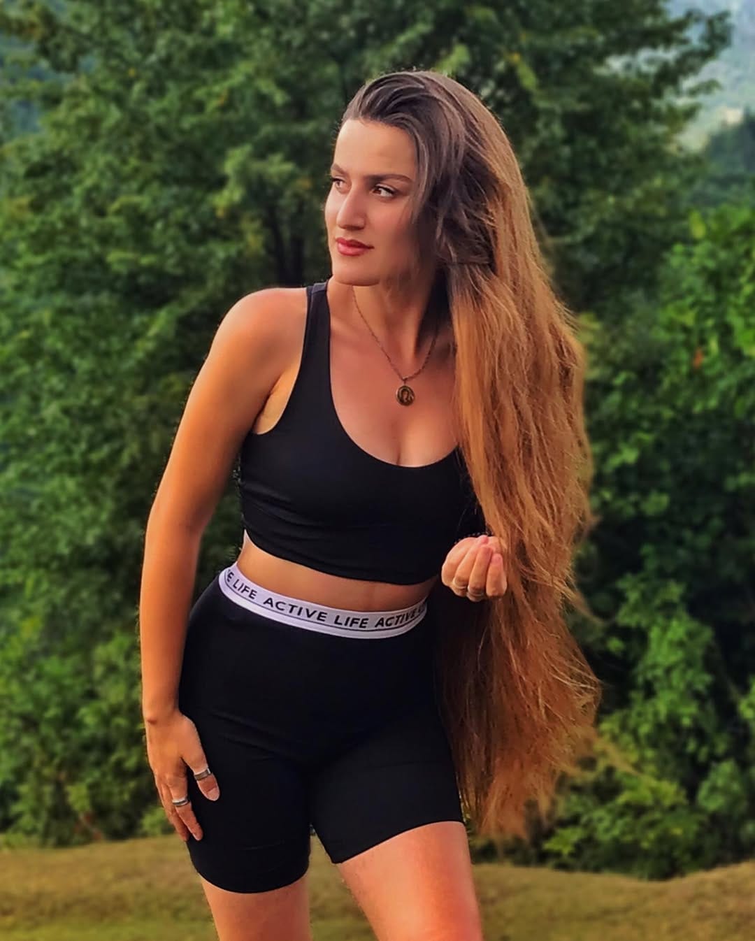 Post 1 by 🇬🇪თამო თამო 🇬🇪 on Instagram (image)