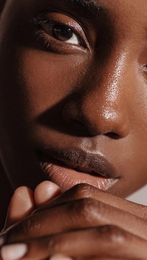 Post 10 by NYA PARIS COSMETICS on Instagram (video)