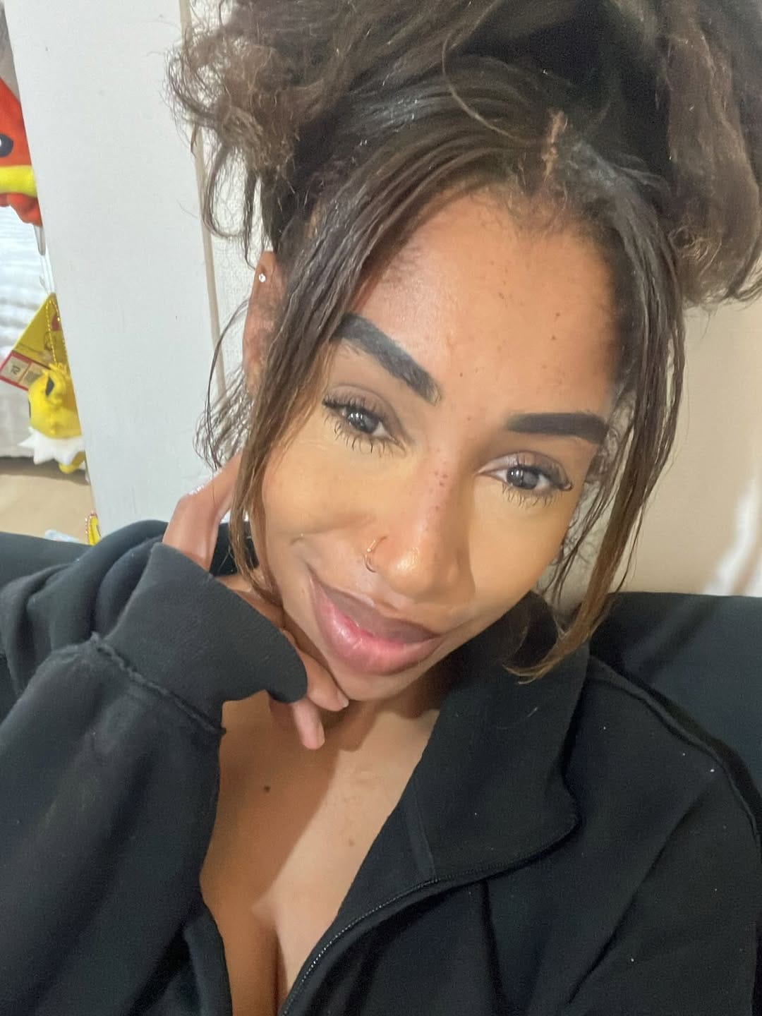 Post 6 by Kaneshia Sarina on Instagram (carousel)
