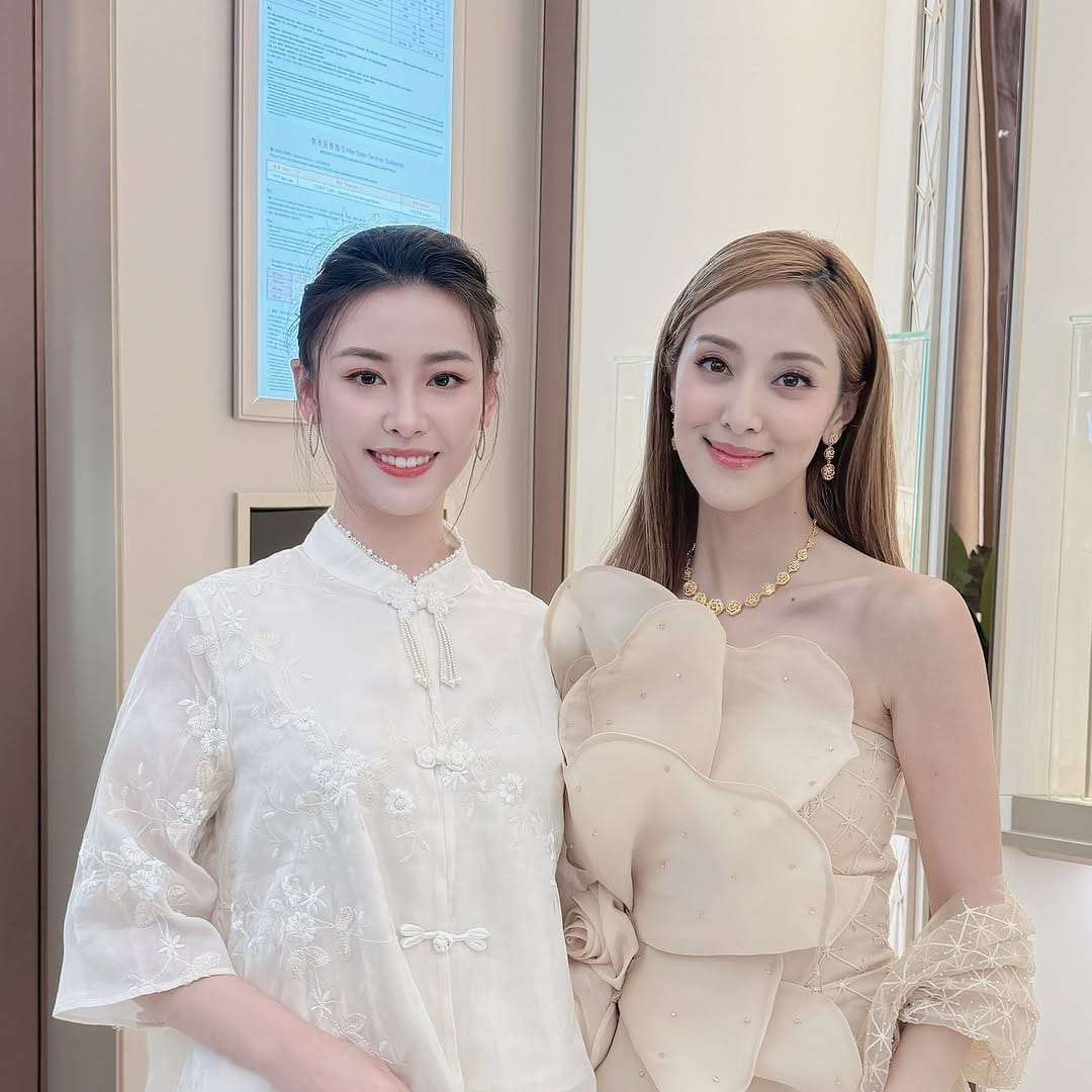 Post 10 by Xuechun Tian on Instagram (carousel)