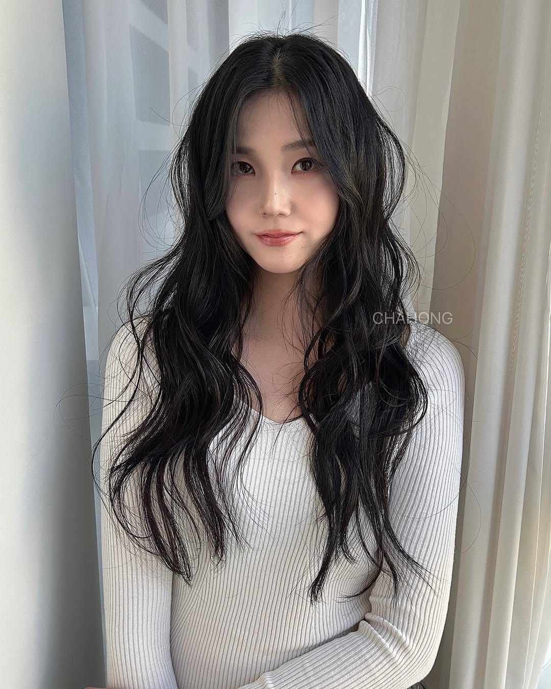 Post 7 by 차홍룸 방배점 on Instagram (carousel)