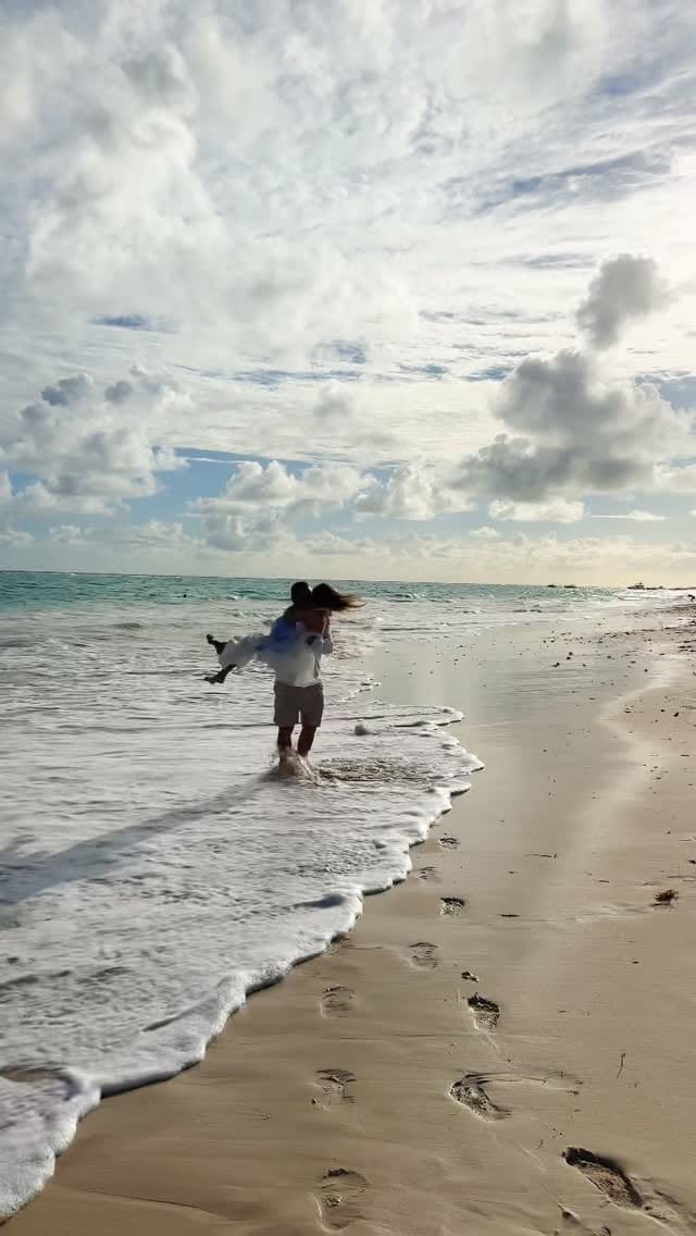 Post 2 by Sergii Izhakovskyi on Instagram (video)