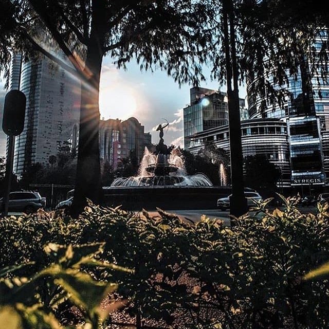 Post 4 by @travelthingscanada on Instagram (image)