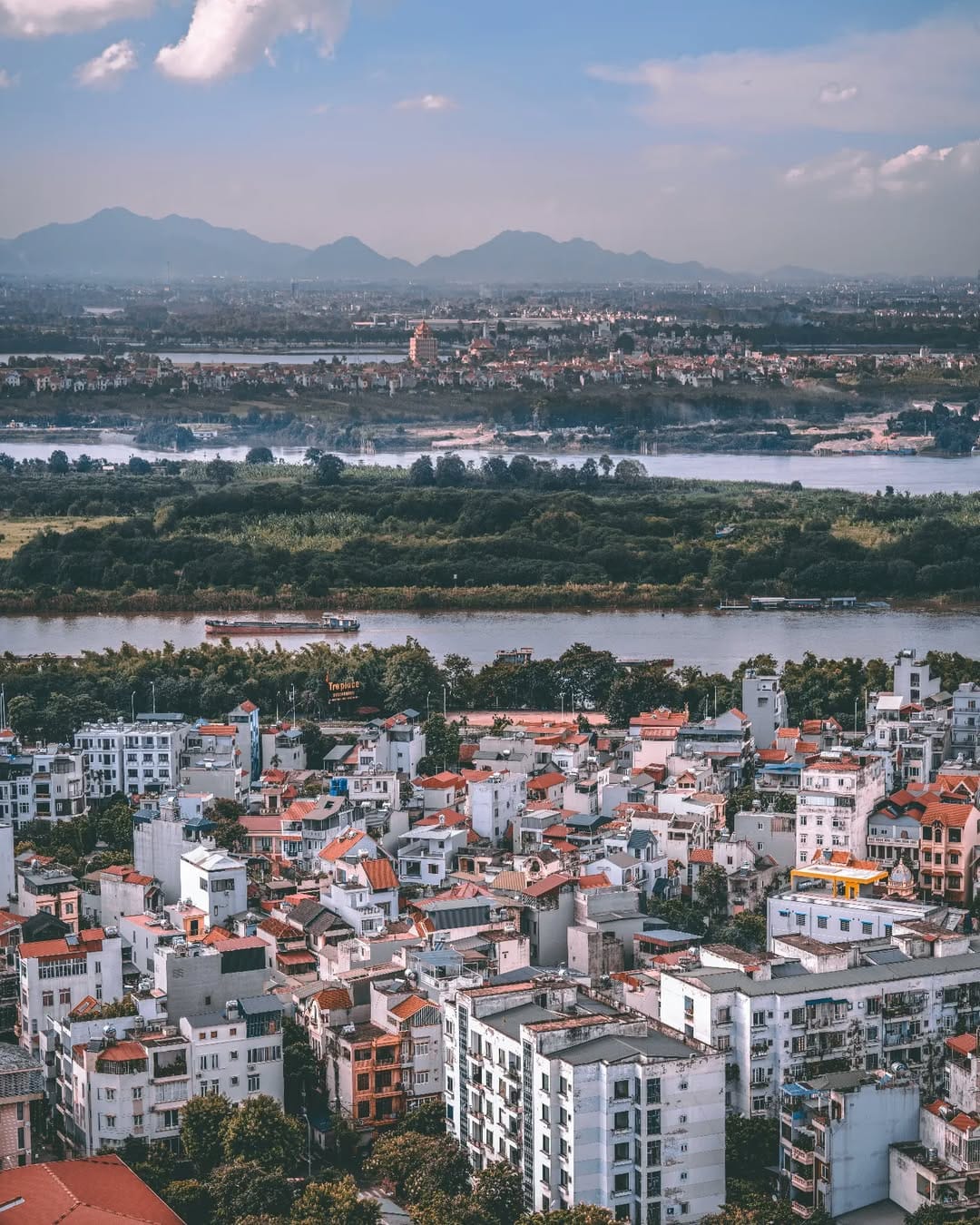 Post 1 by A Traveller's Journal on Instagram (image)