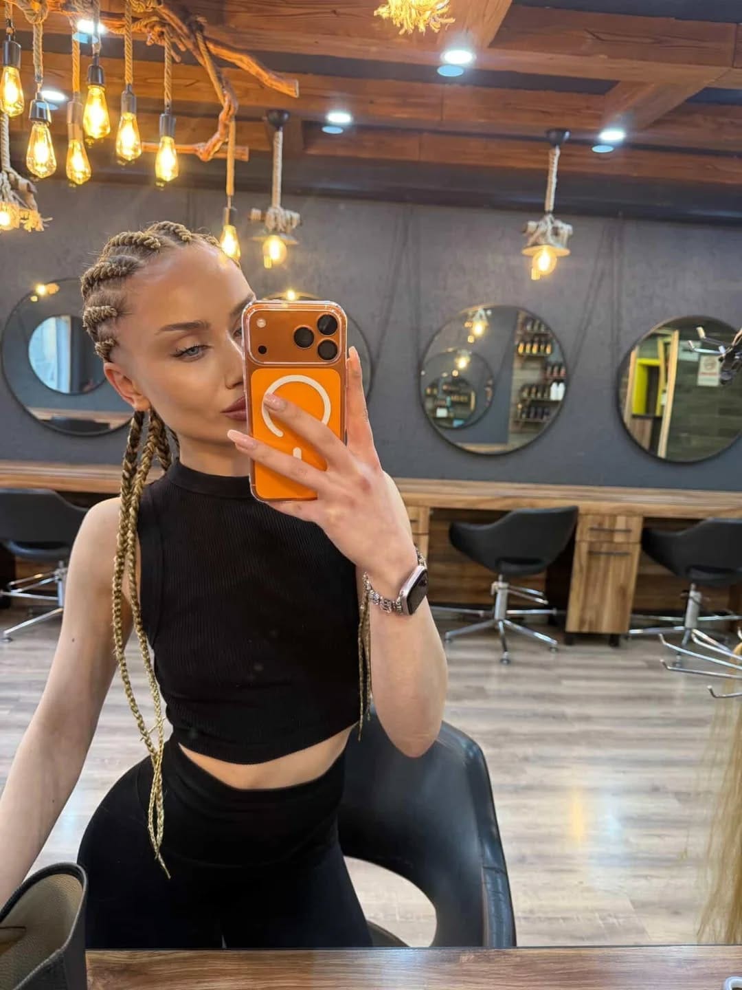 Post 4 by Kronos Kuaför®️ on Instagram (image)
