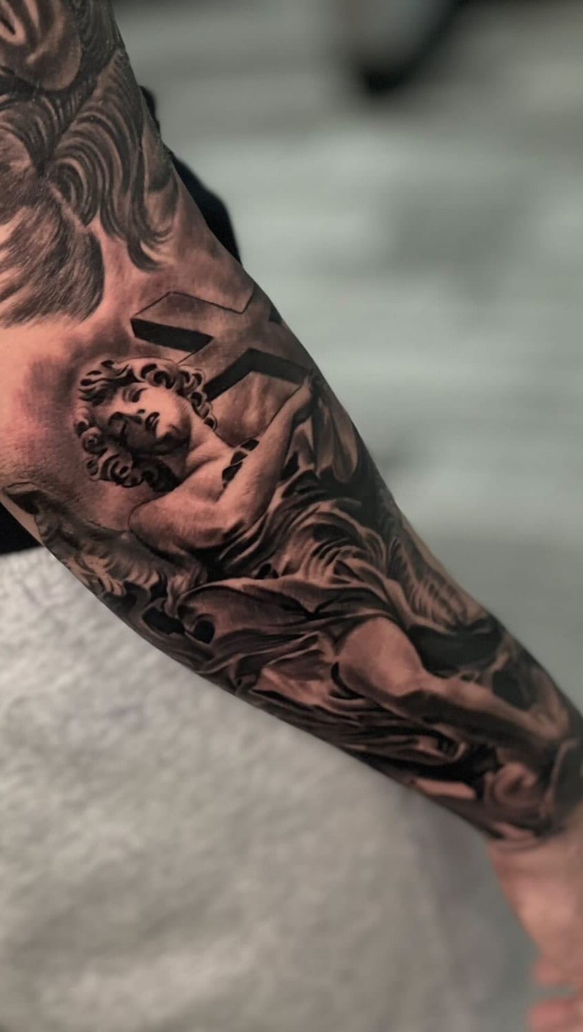 Post 8 by Firme Copias Empire Tattoo Studio on Instagram (video)