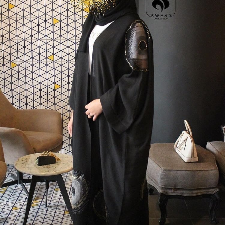 Post 4 by Swear Collection 🇦🇪 on Instagram (carousel)
