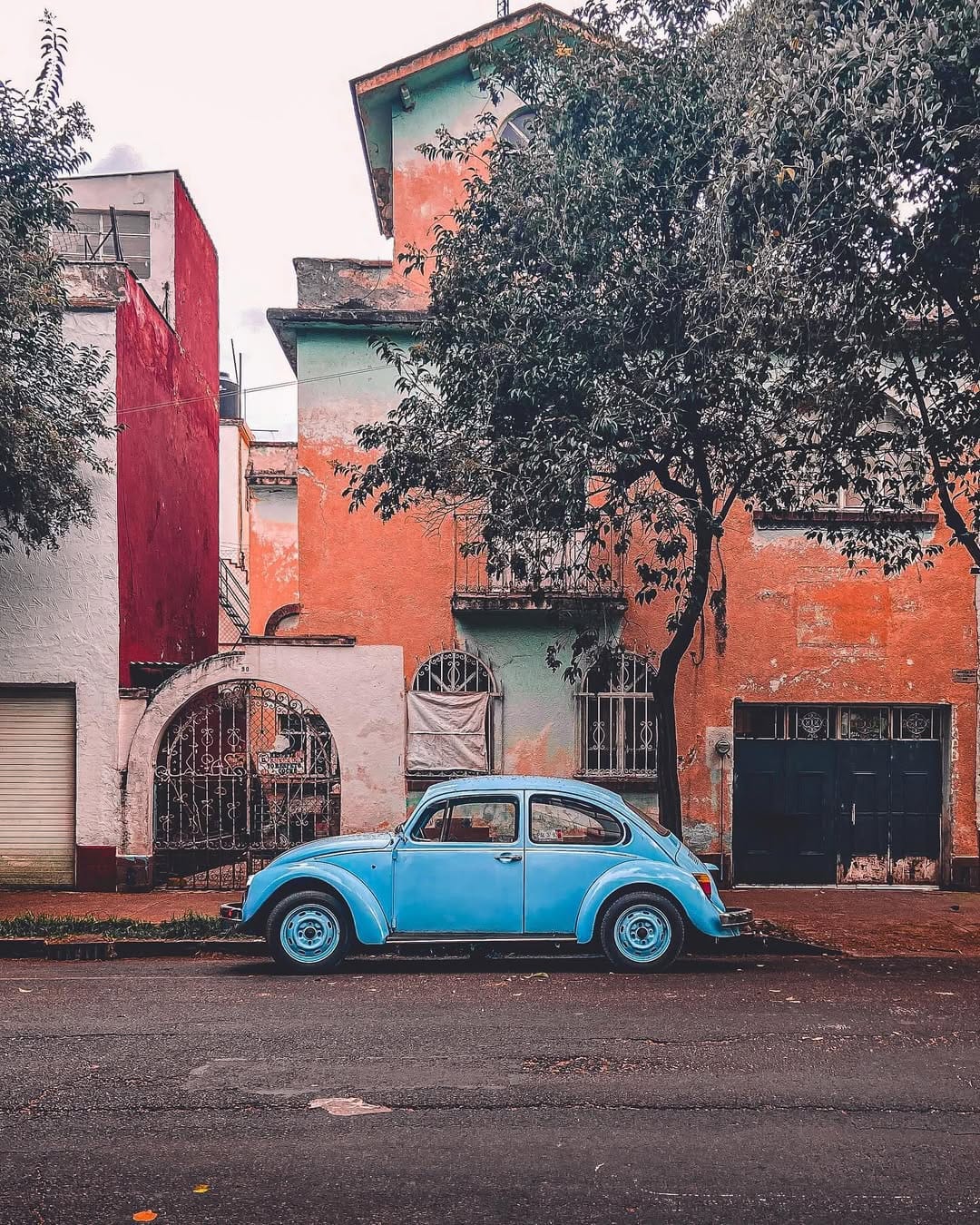 Post 6 by Lean Explorer on Instagram (carousel)