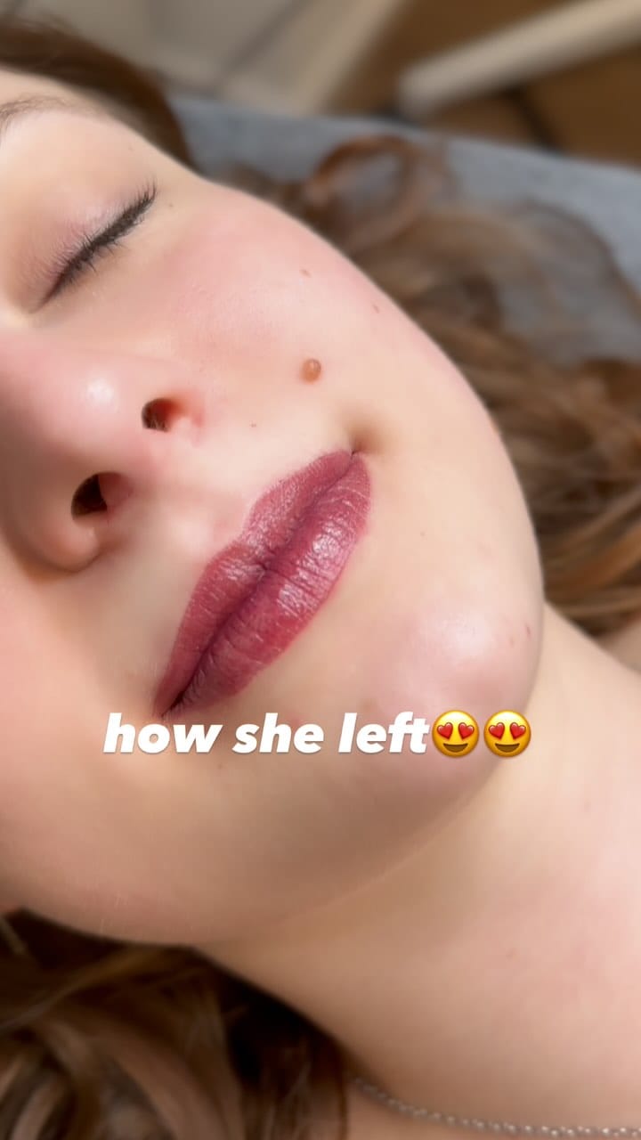 Post 7 by Julia | Make up Artist 💋 on Instagram (video)