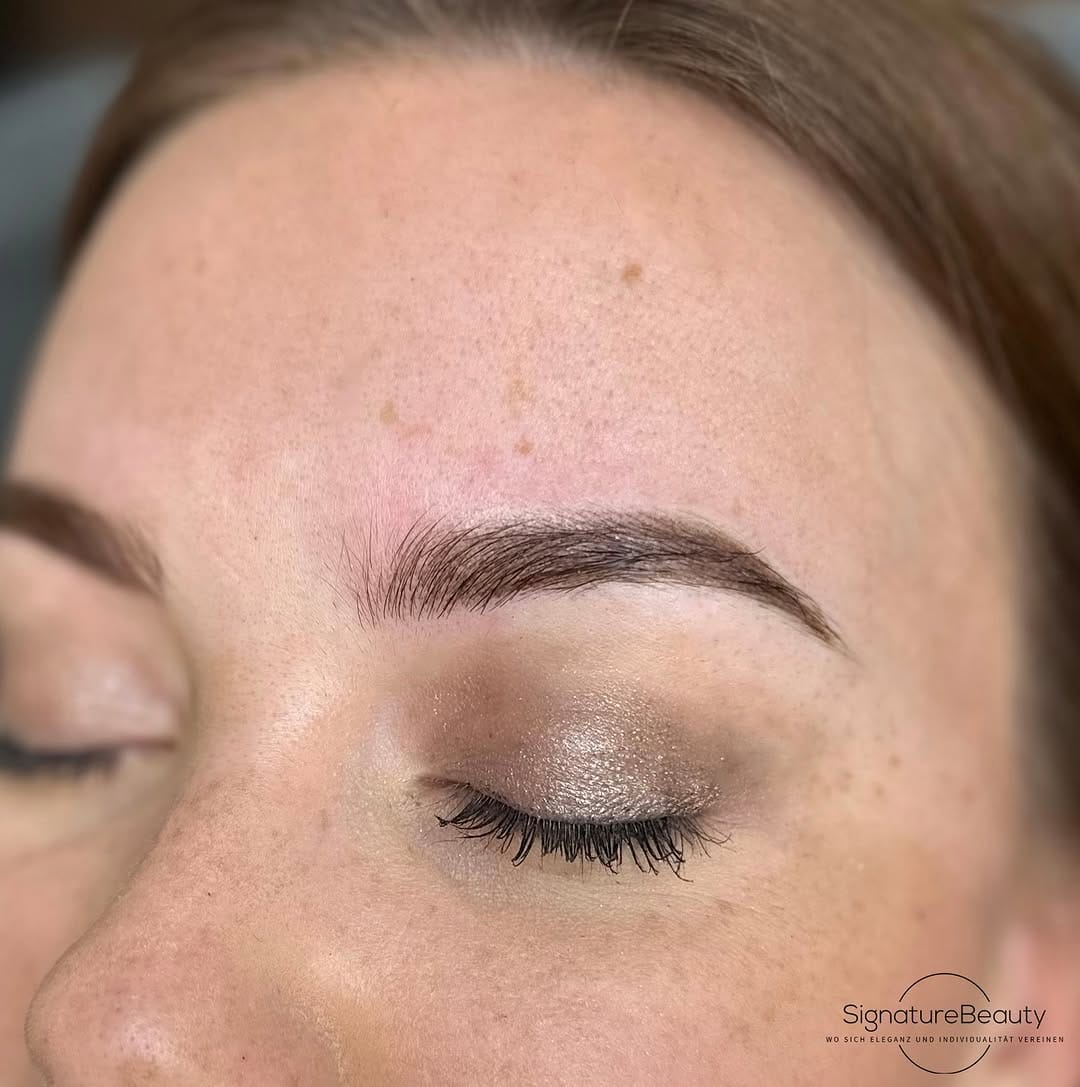 Post 6 by Julia | Make up Artist 💋 on Instagram (image)