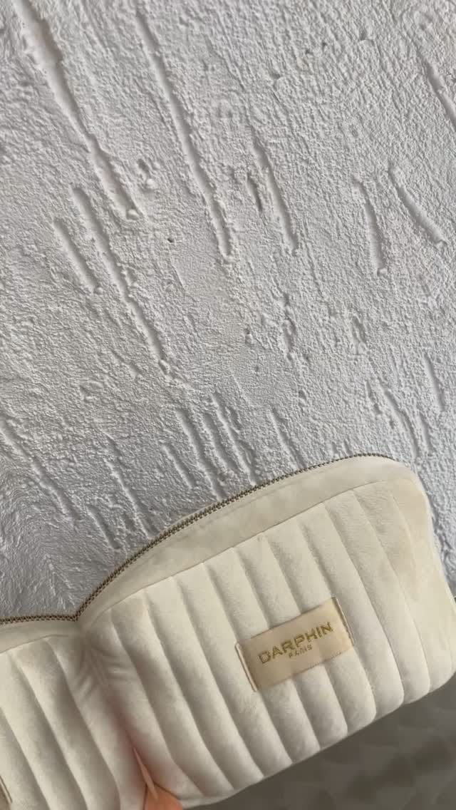 Post 7 by HAIRBS on Instagram (video)