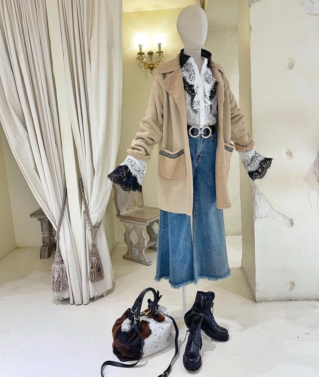 Post 5 by SANDY KOSTA eShop ® on Instagram (carousel)