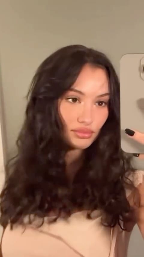 Post 6 by Ice Extension / AAYAN BEAUTY PLATFORM🇦🇪 on Instagram (video)