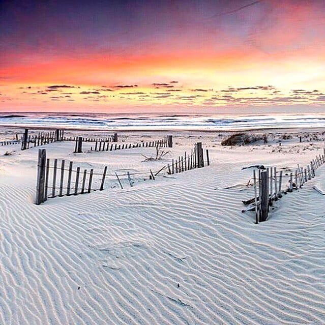 Post 7 by Travel Blogger & Photographer on Instagram (image)