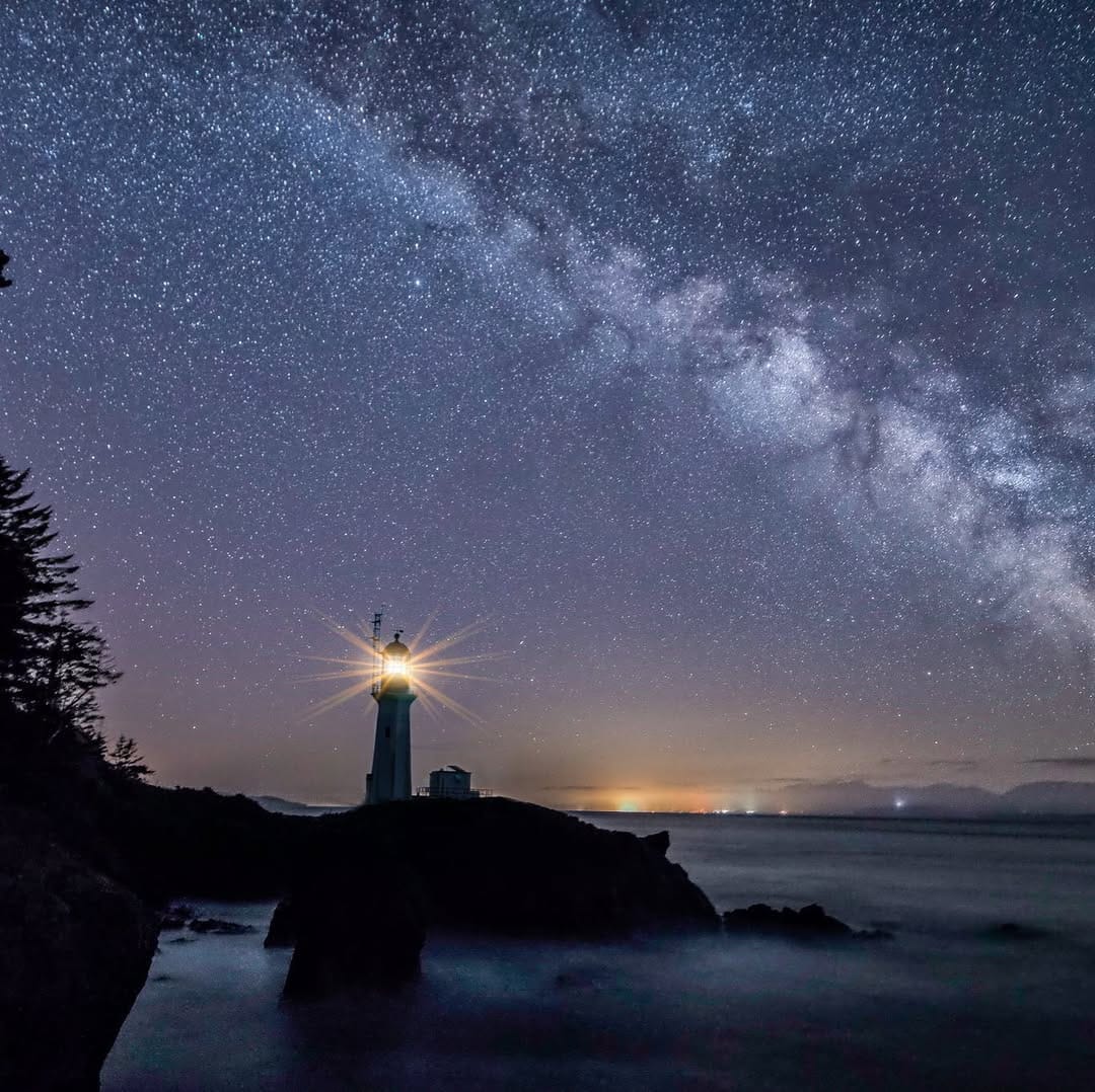Post 1 by Travel Blogger & Photographer on Instagram (image)