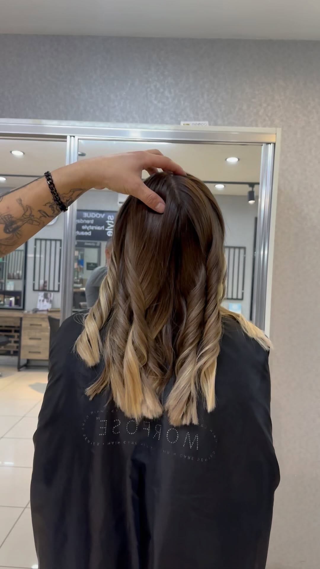 Post 7 by Vip hairart kuaför on Instagram (video)