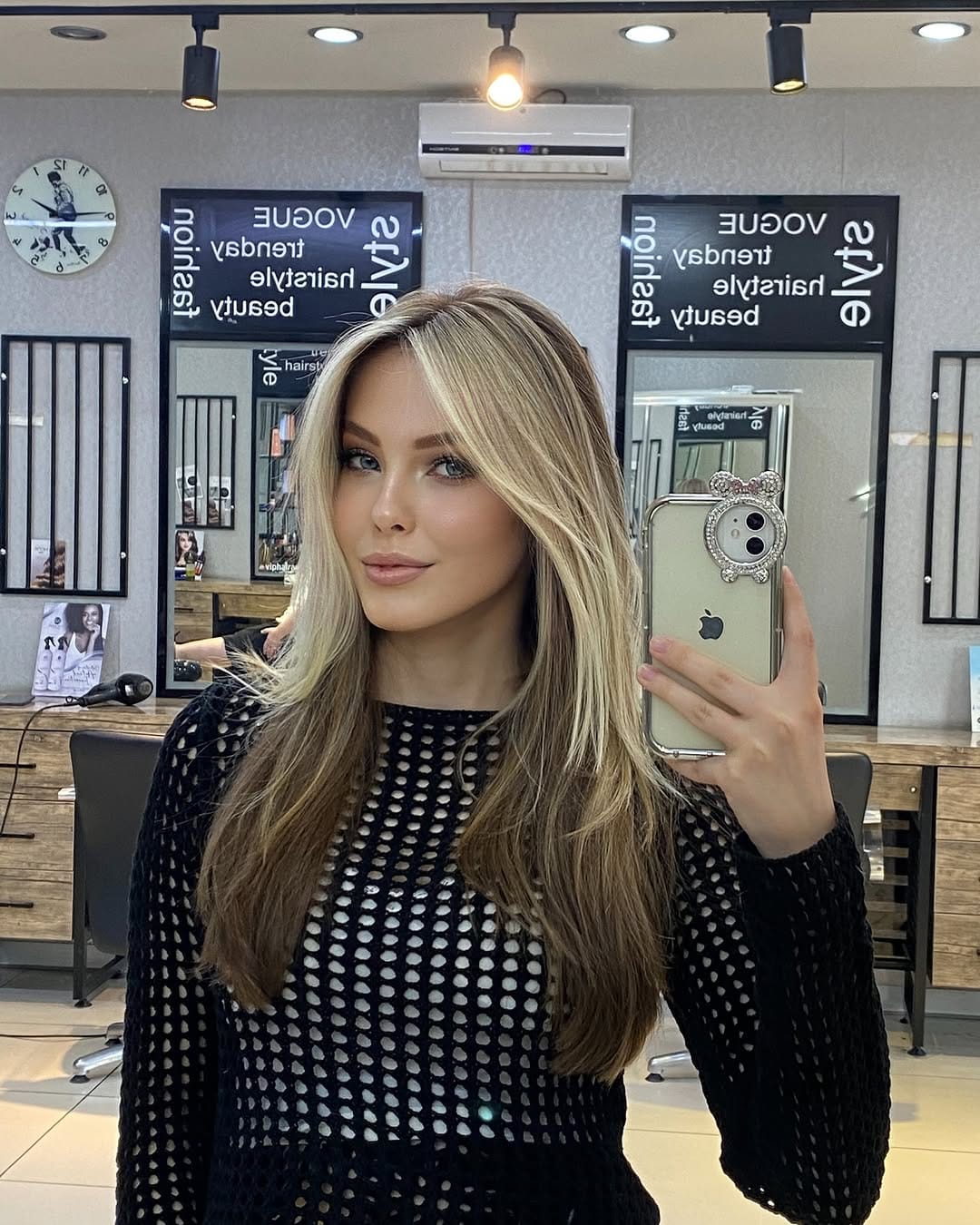 Post 3 by Vip hairart kuaför on Instagram (image)