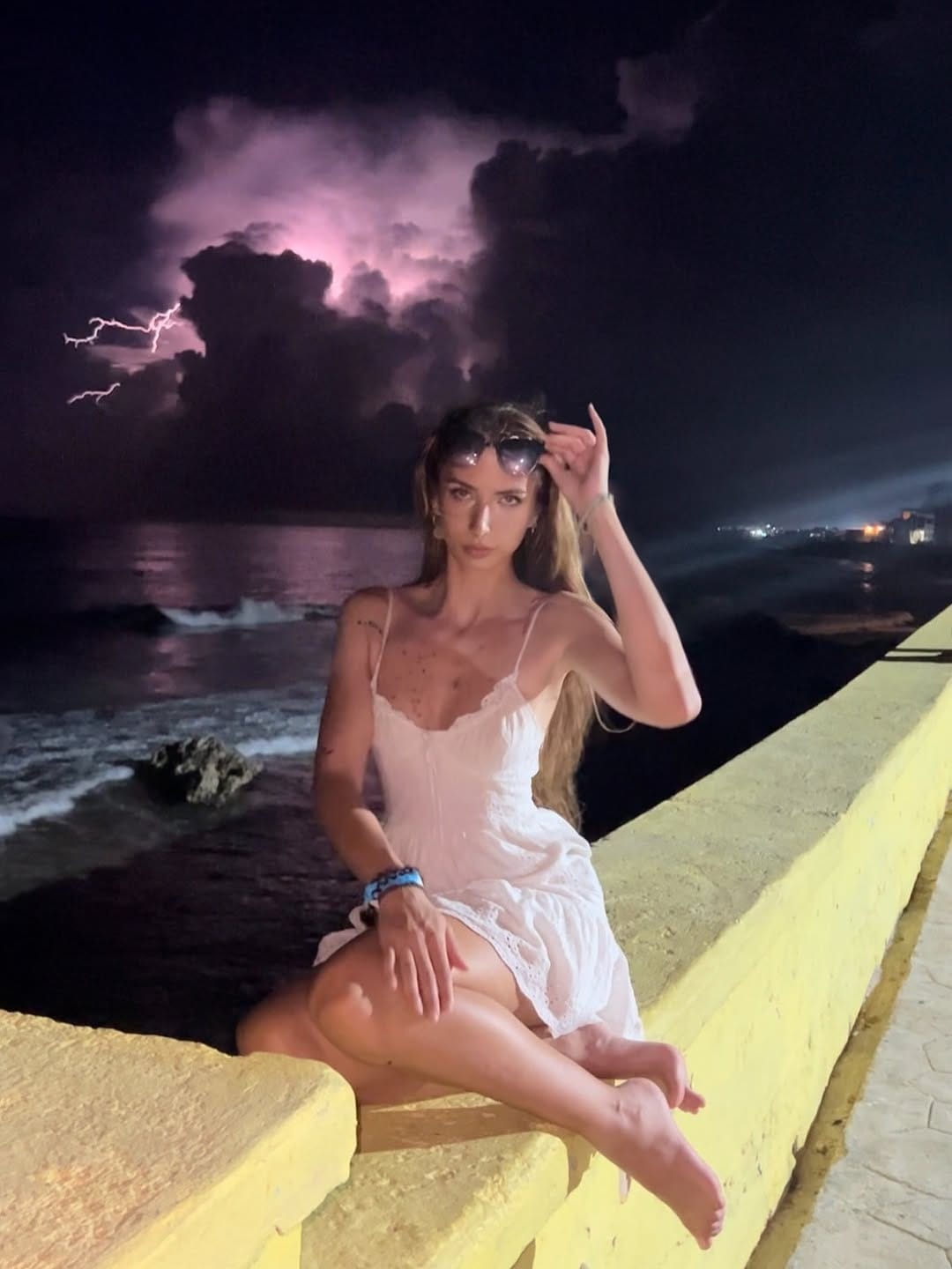 Post 4 by ꧁✿🌸 𝕳𝖊𝖑𝖊𝖓𝖊 🧿🌙✿ ꧂ on Instagram (carousel)