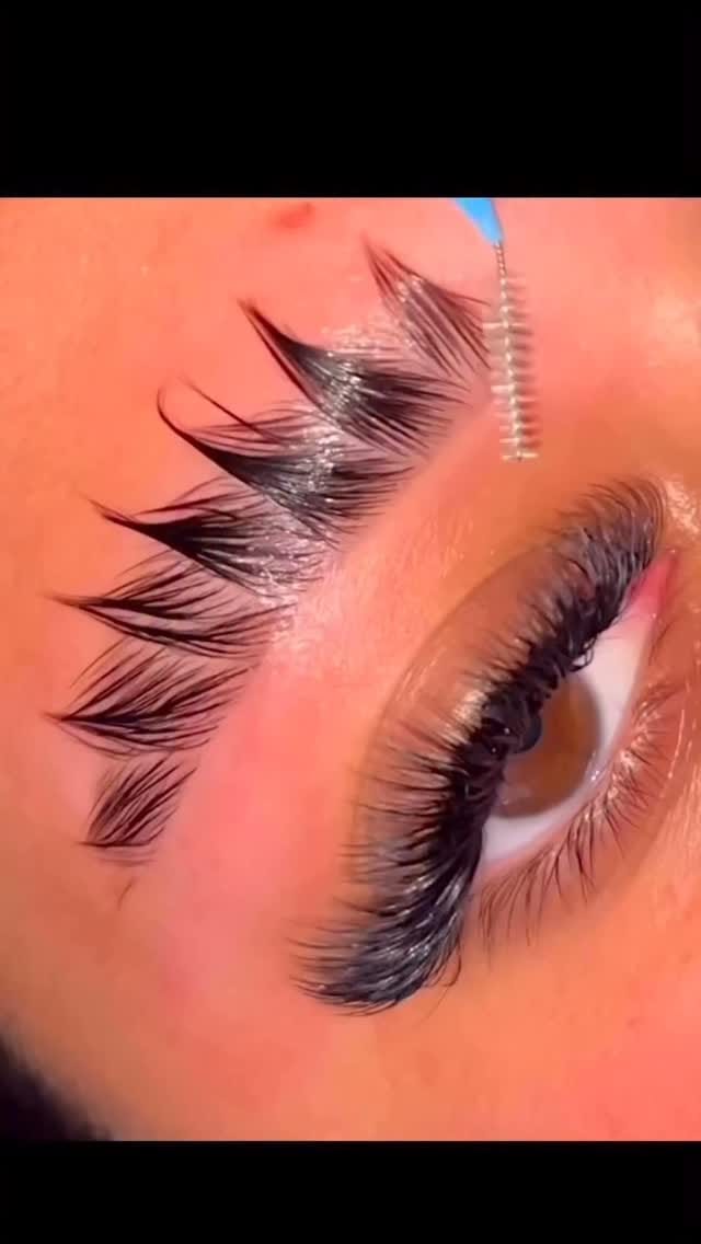 Post 1 by اموزش تخصصی پوست و اکستنشن on Instagram (video)