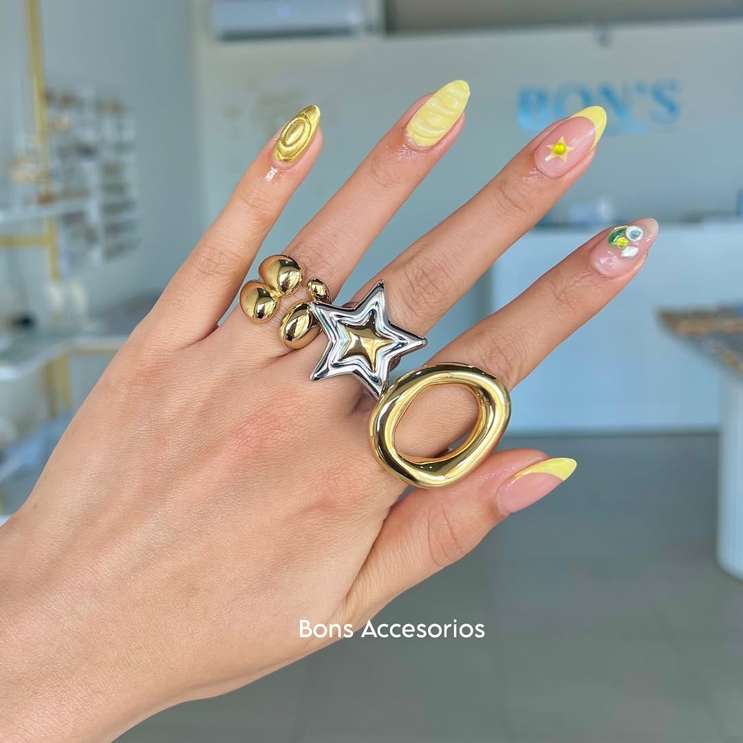 Post 5 by BonsAccesorios✨ on Instagram (carousel)