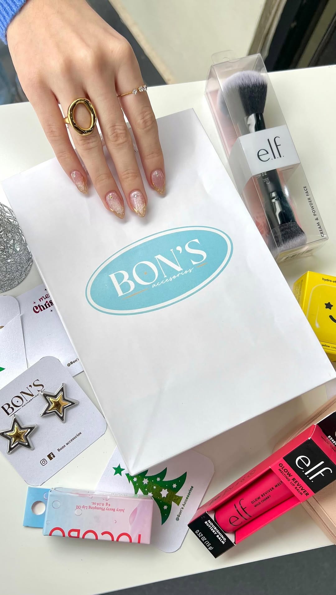 Post 1 by BonsAccesorios✨ on Instagram (video)