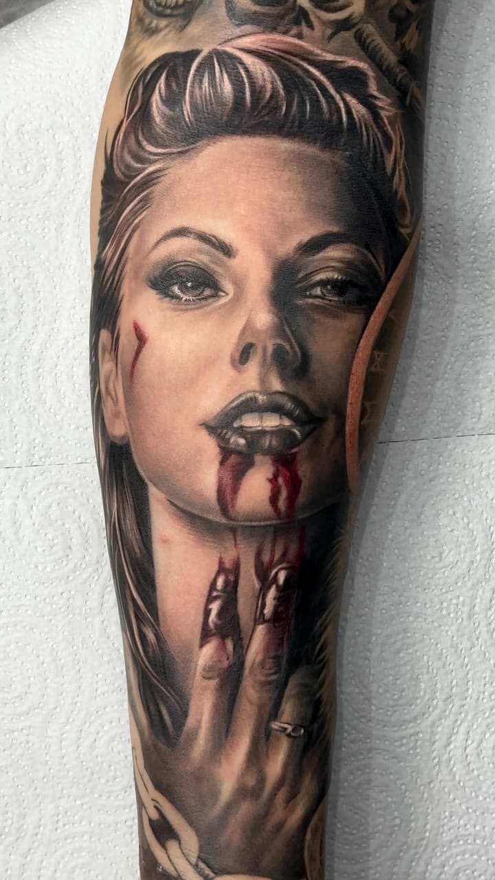 Post 3 by TATTOO MADRID - PELAEZ on Instagram (video)