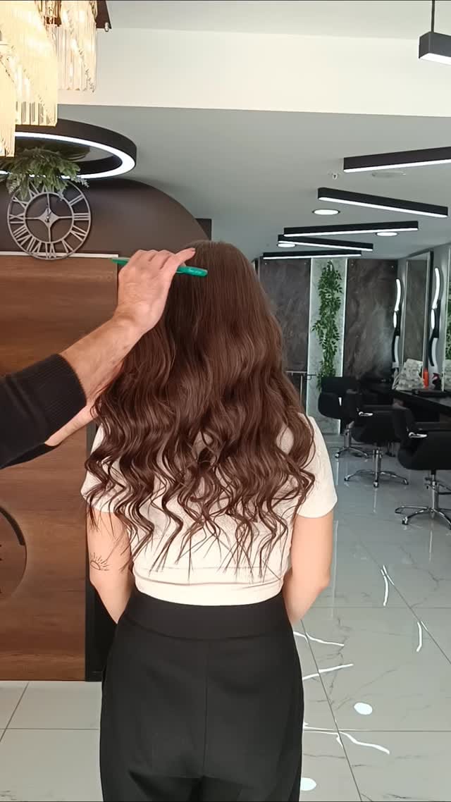 Post 3 by Samba Saç Kaynak Merkezi on Instagram (video)