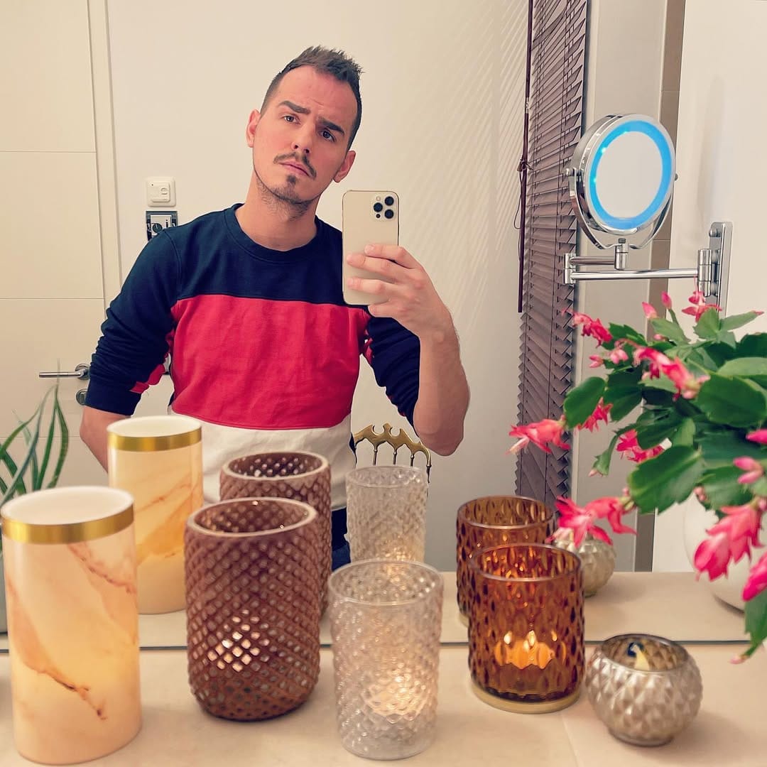 Post 10 by 𝗚𝗶𝗮𝗻𝗻𝗶 𝗦𝘁𝗮𝗿𝗸 on Instagram (image)