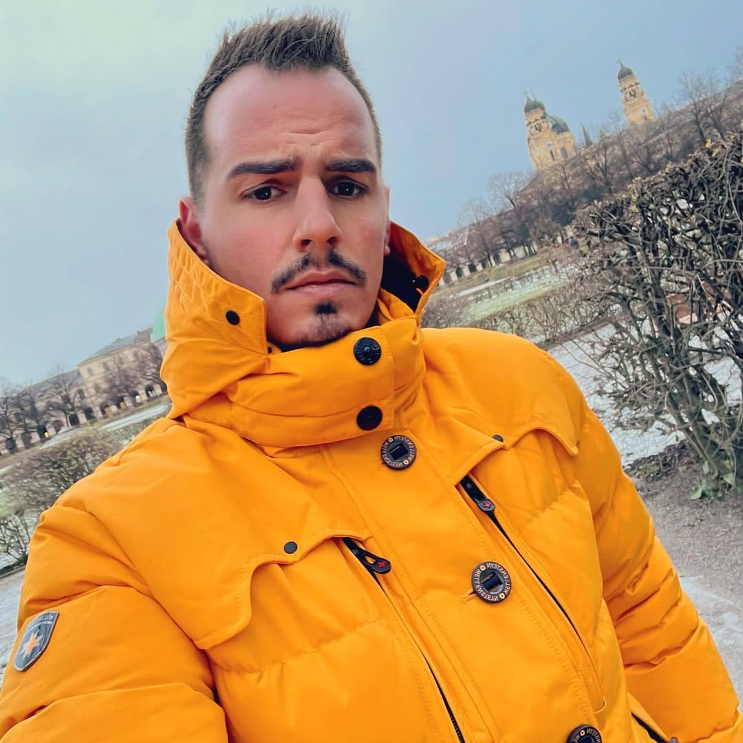 Post 9 by 𝗚𝗶𝗮𝗻𝗻𝗶 𝗦𝘁𝗮𝗿𝗸 on Instagram (image)