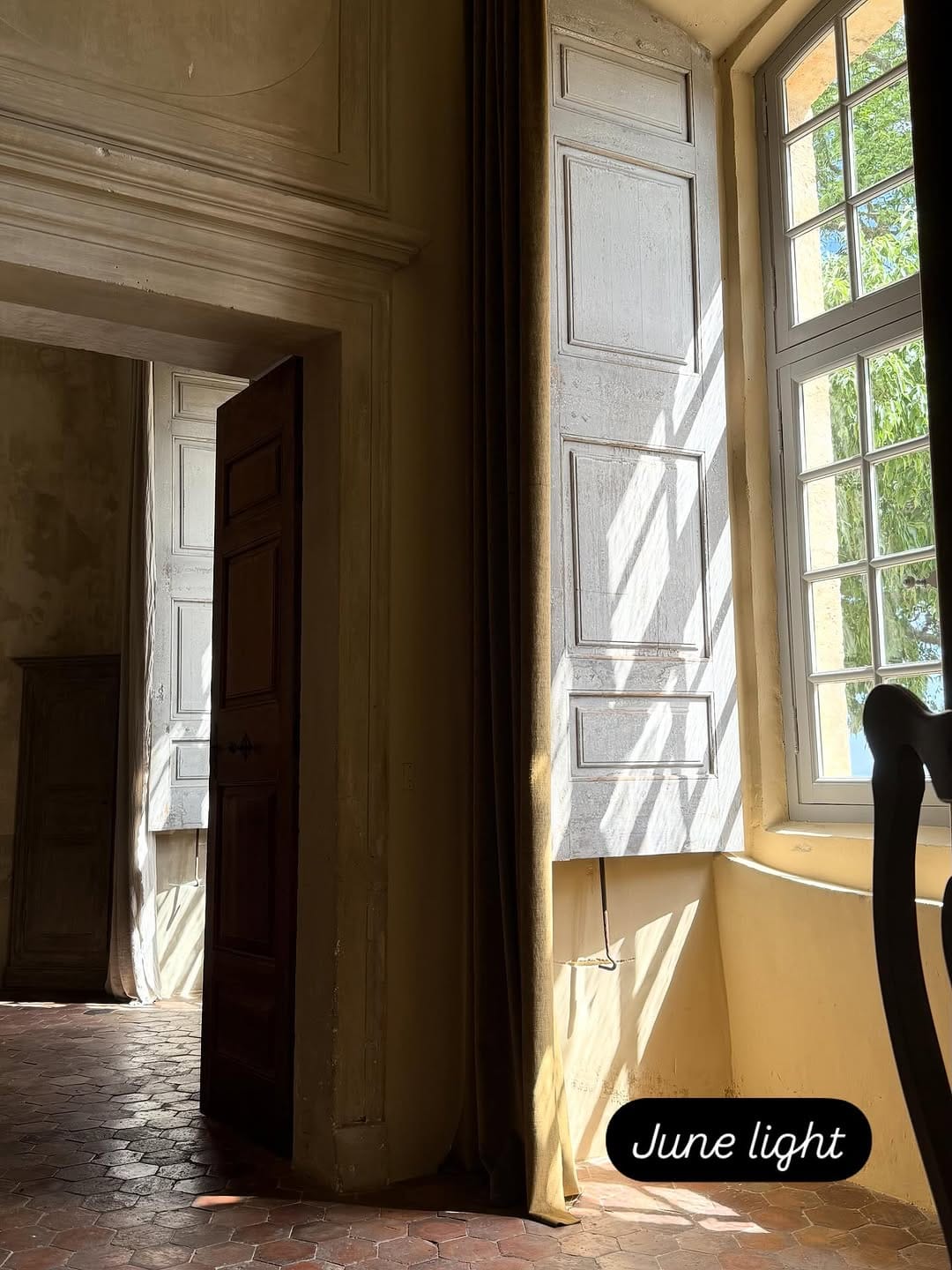 Post 6 by Château de Moissac-Bellevue on Instagram (image)