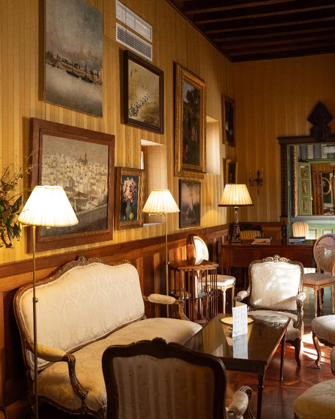 Post 6 by Hotel Las Casas De Las Juderia on Instagram (image)
