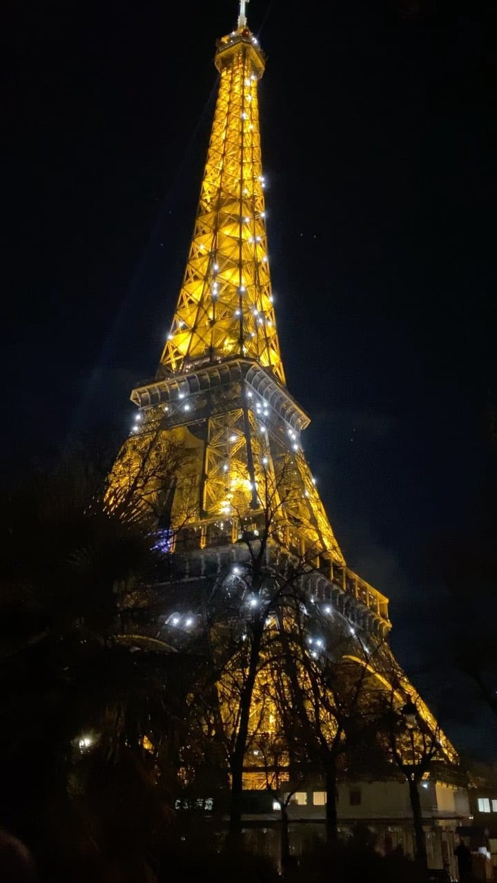 Post 1 by 𝐄𝐥𝐢𝐬𝐚 on Instagram (video)
