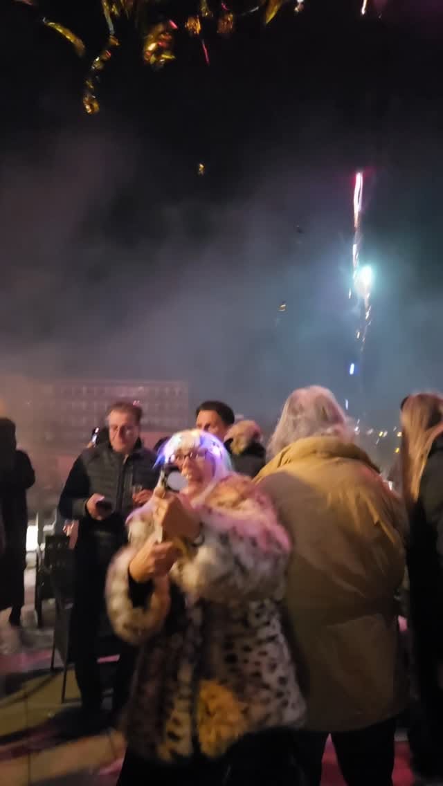 Post 6 by Susanne Ende on Instagram (video)