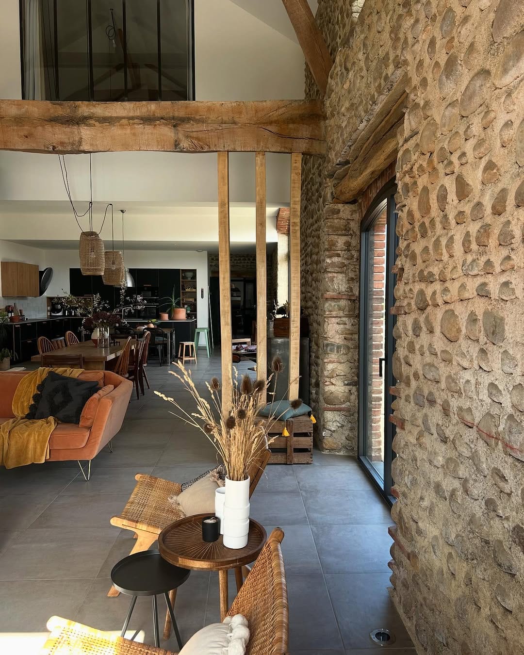 Post 10 by Maison Cadillon - Marine VIAU on Instagram (carousel)