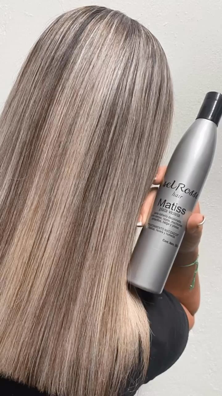 Post 9 by Iselrosse Cosmetics on Instagram (video)
