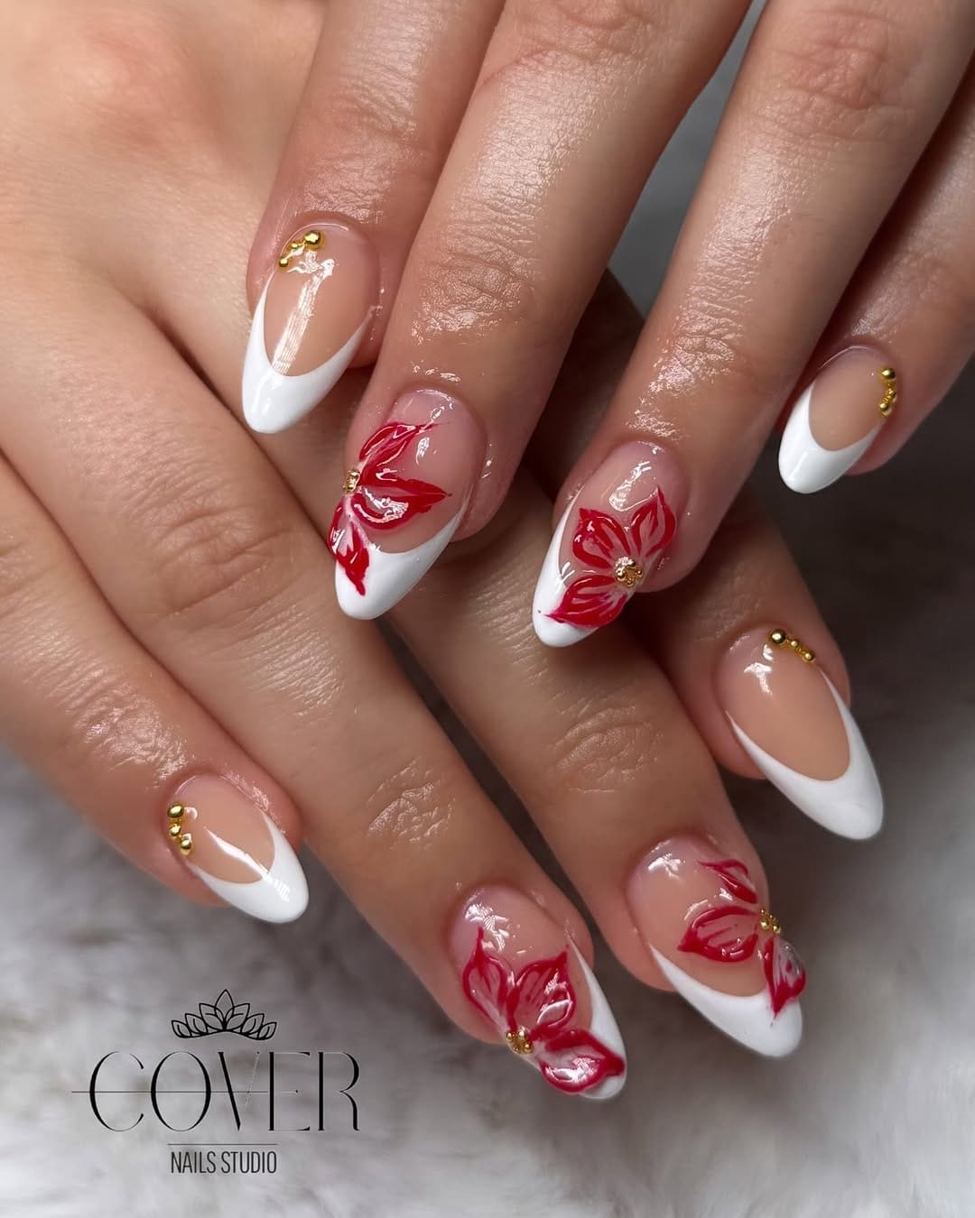 Post 5 by Cover Nails | NagelStudio on Instagram (image)