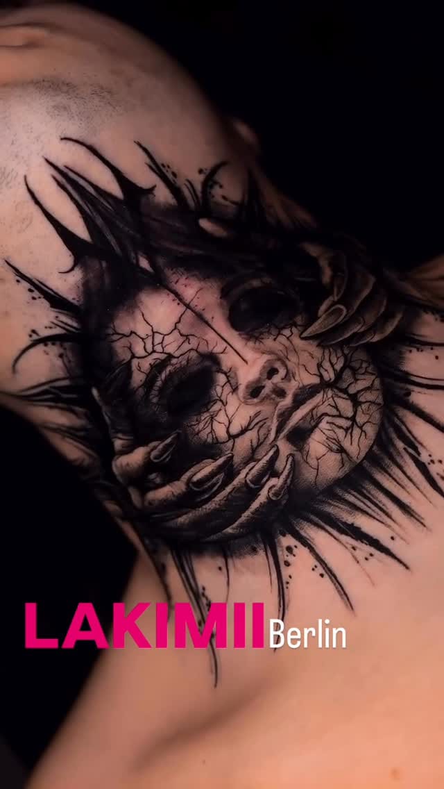 Post 4 by LAKIMII Berlin Tattoo on Instagram (video)