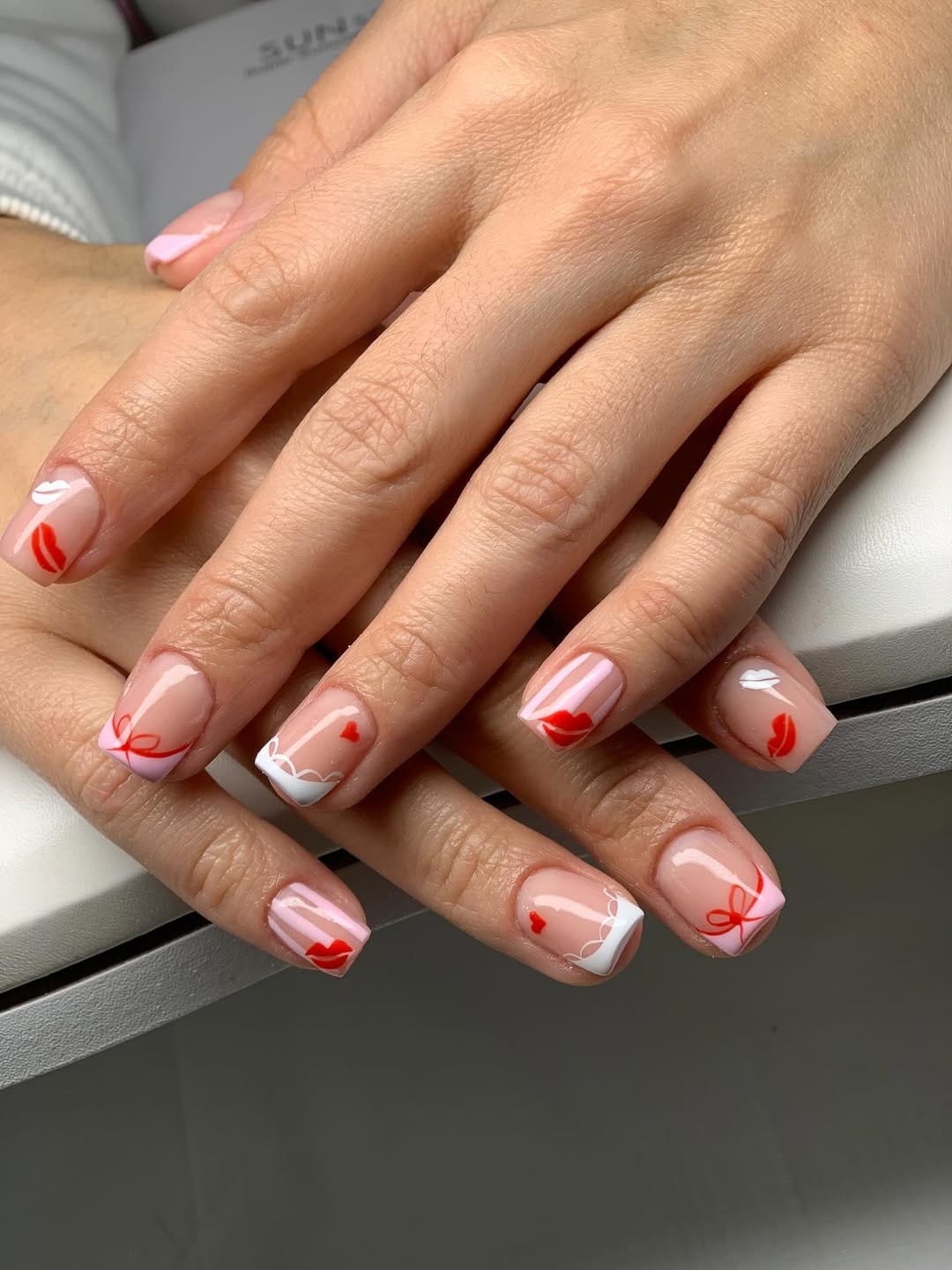 Post 6 by Yenifer Osorio /Brows/Lips/Nails on Instagram (carousel)