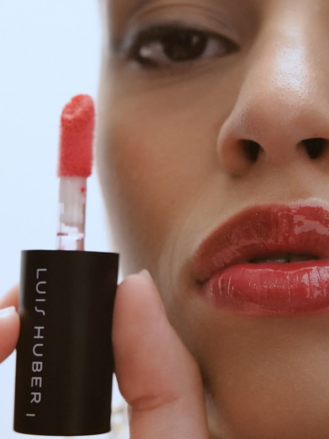 Post 8 by Luis Huber | Dein Celebrity Make-Up Artist in München on Instagram (carousel)