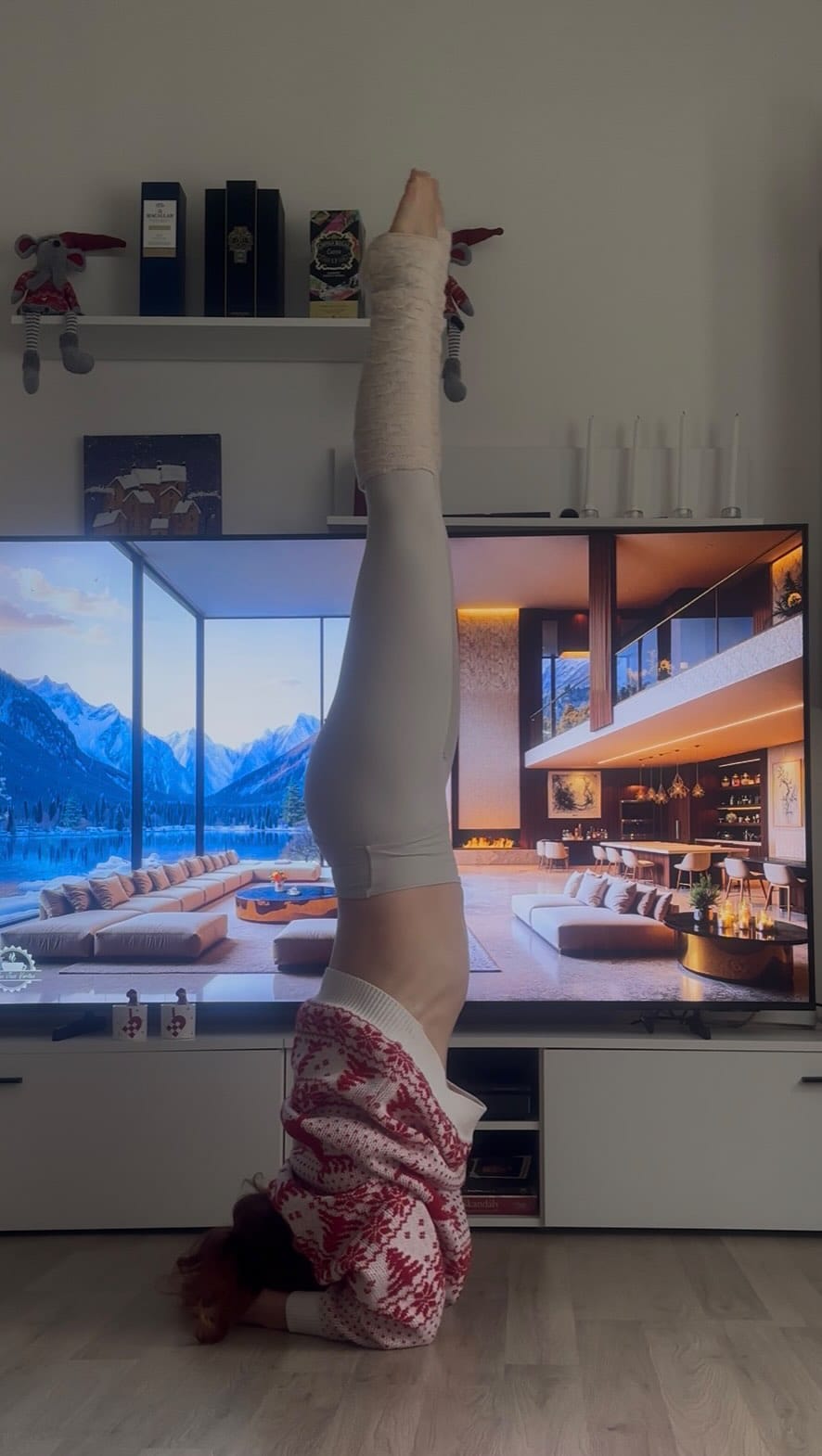 Post 1 by Michaela | Yoga flow with Shaolin strength on Instagram (video)