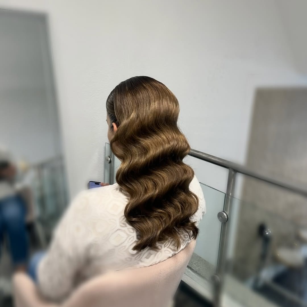 Post 4 by Professional Hairstylist | Böblingen on Instagram (image)