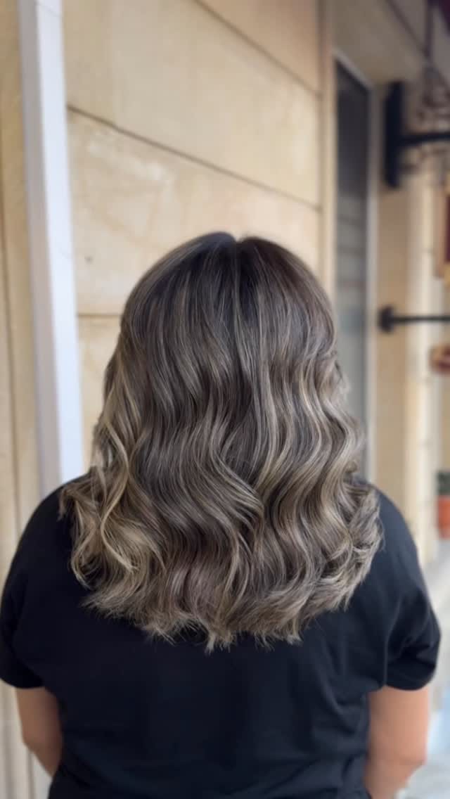 Post 5 by Hair-stilist on Instagram (video)