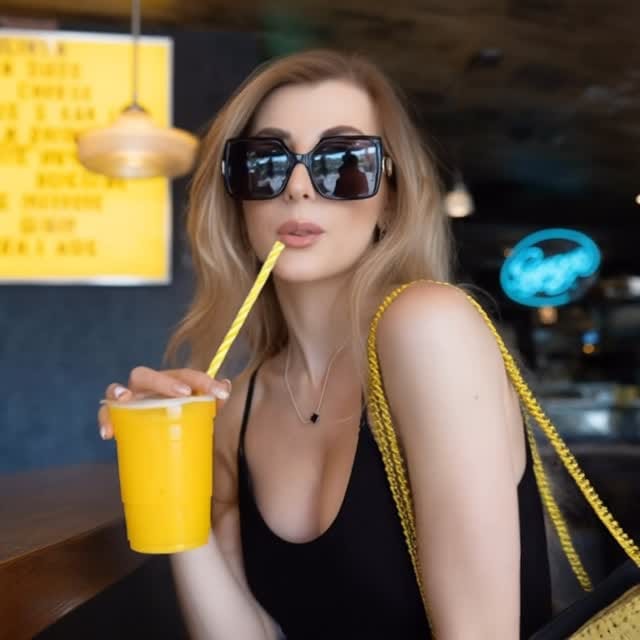 Post 6 by SUN FOLIE on Instagram (video)