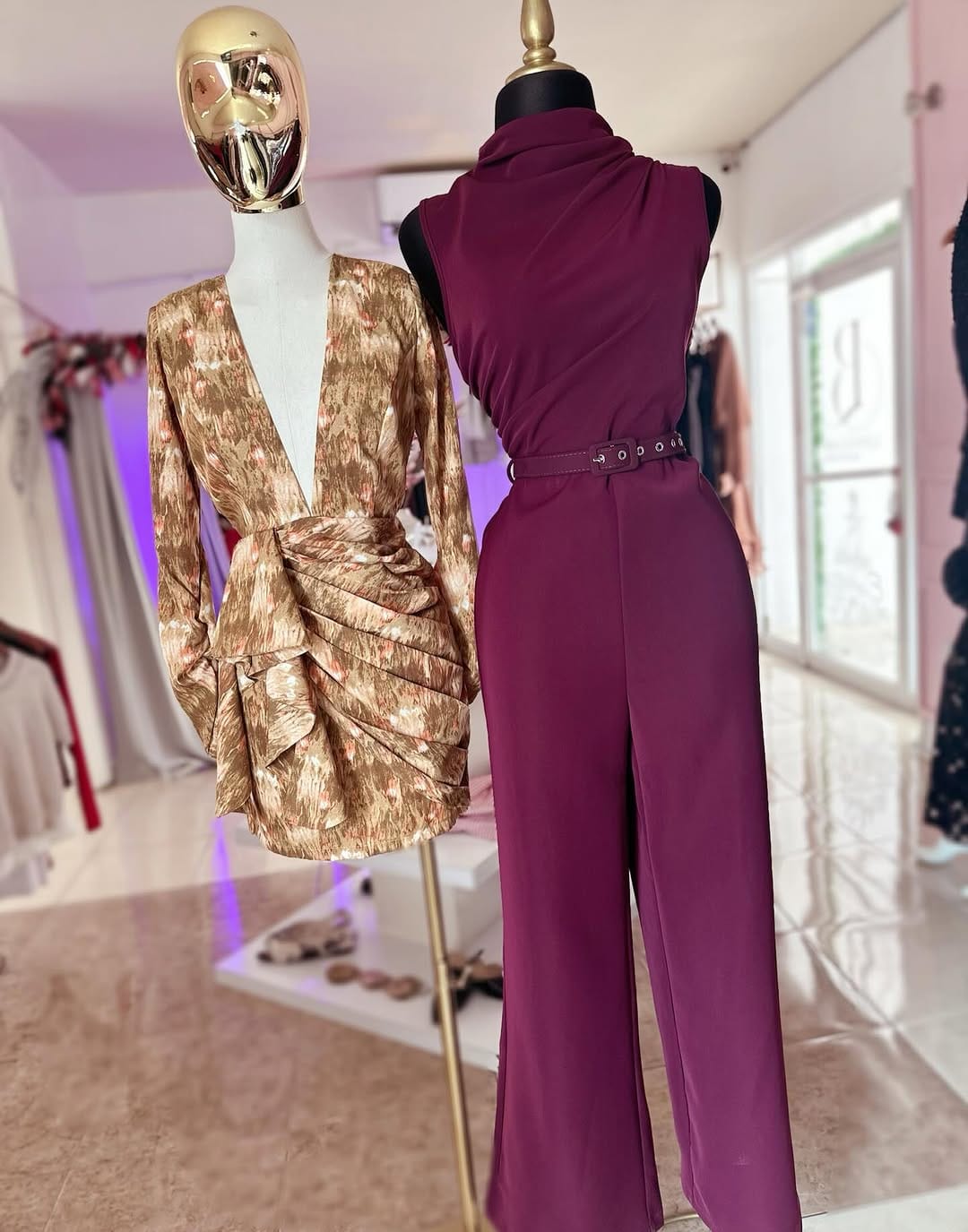 Post 6 by Lovglam Boutique on Instagram (image)