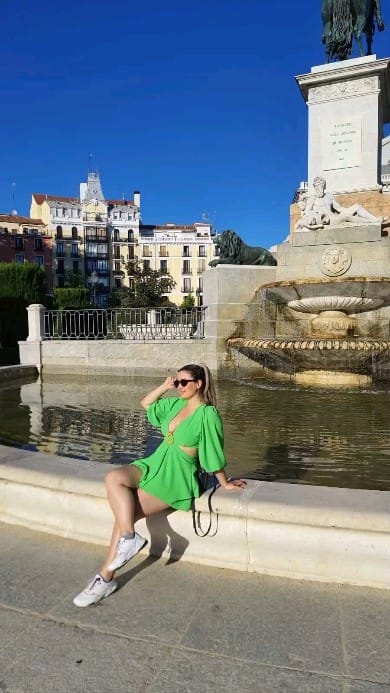 Post 10 by Raissa Ascari on Instagram (video)